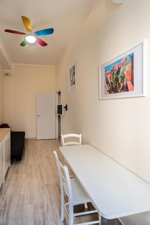 City Center Two-Roomed Flat - Termini/Aquarium Рим Екстер'єр фото